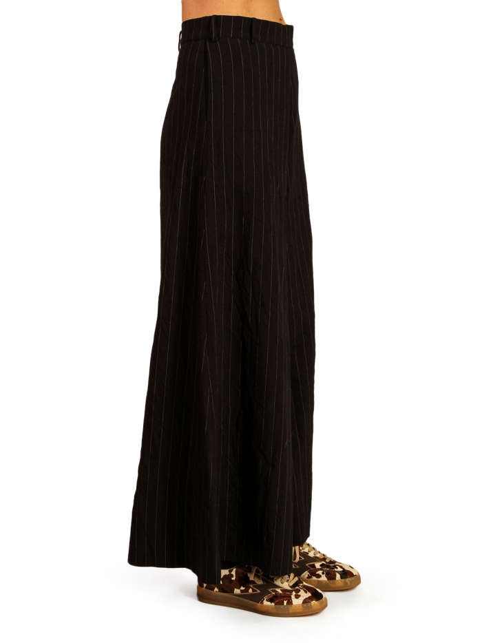 894 BLACK