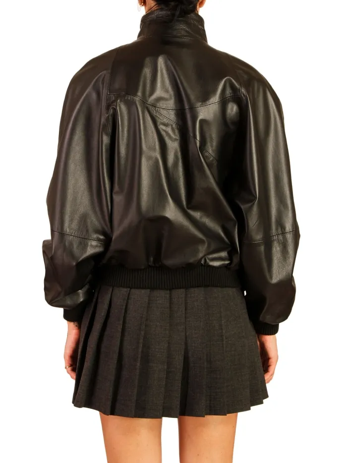 1002 Black