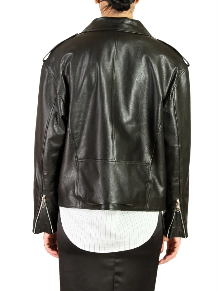 1001 Black
