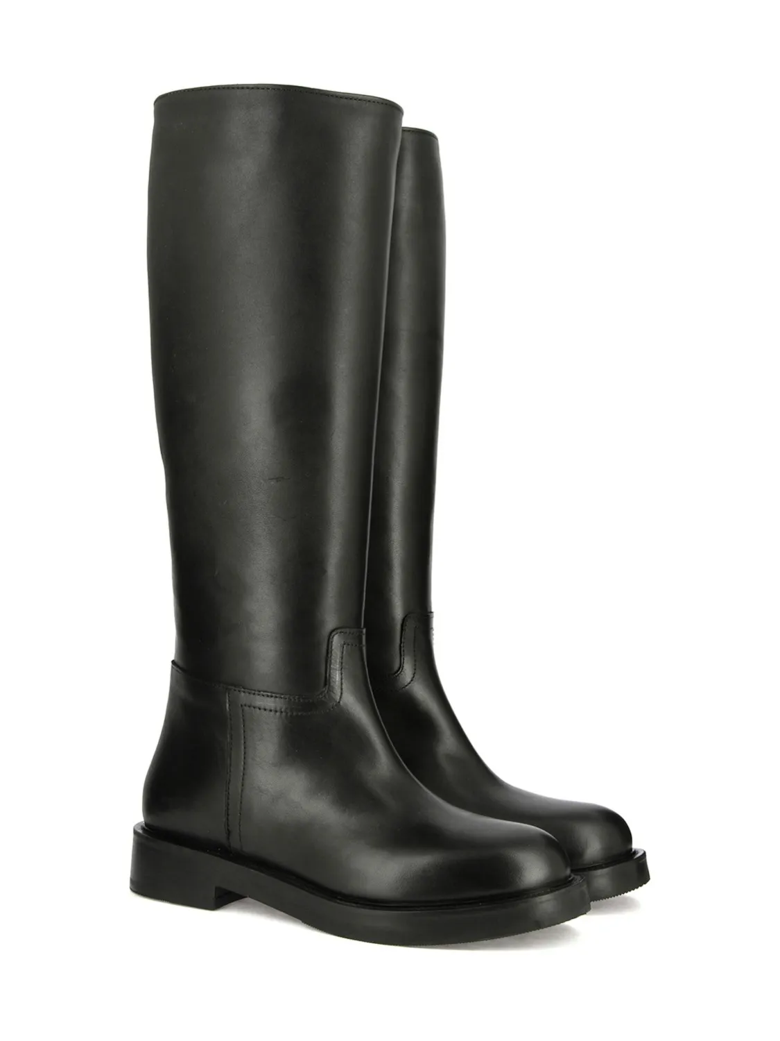 MW 560 Black