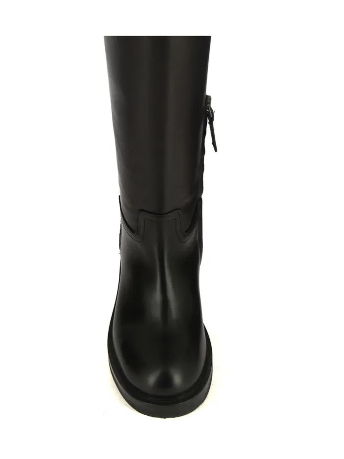 MW 560 Black