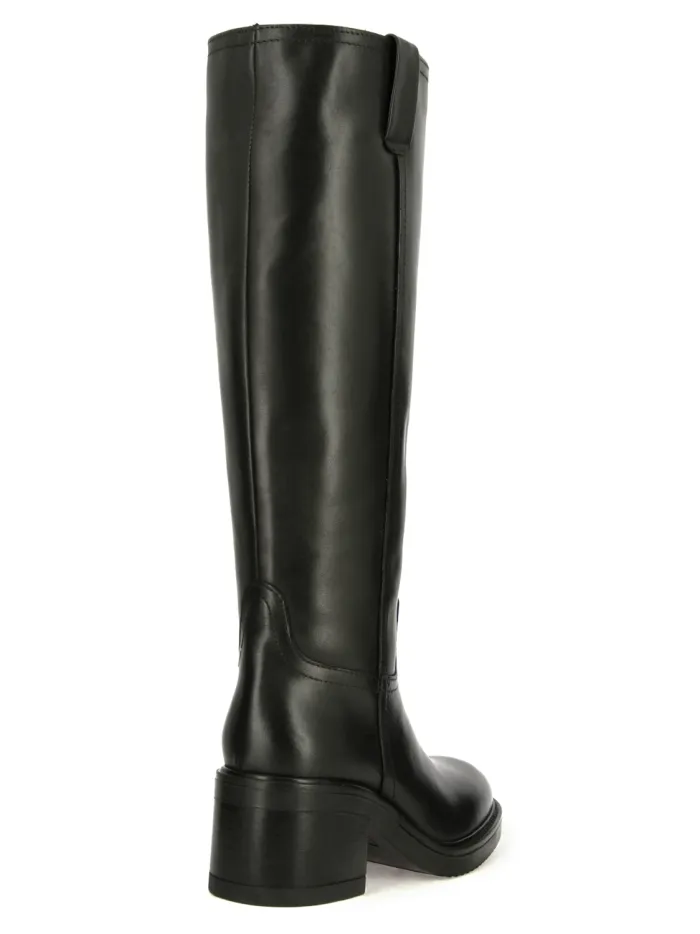 MW 568 Schwarz
