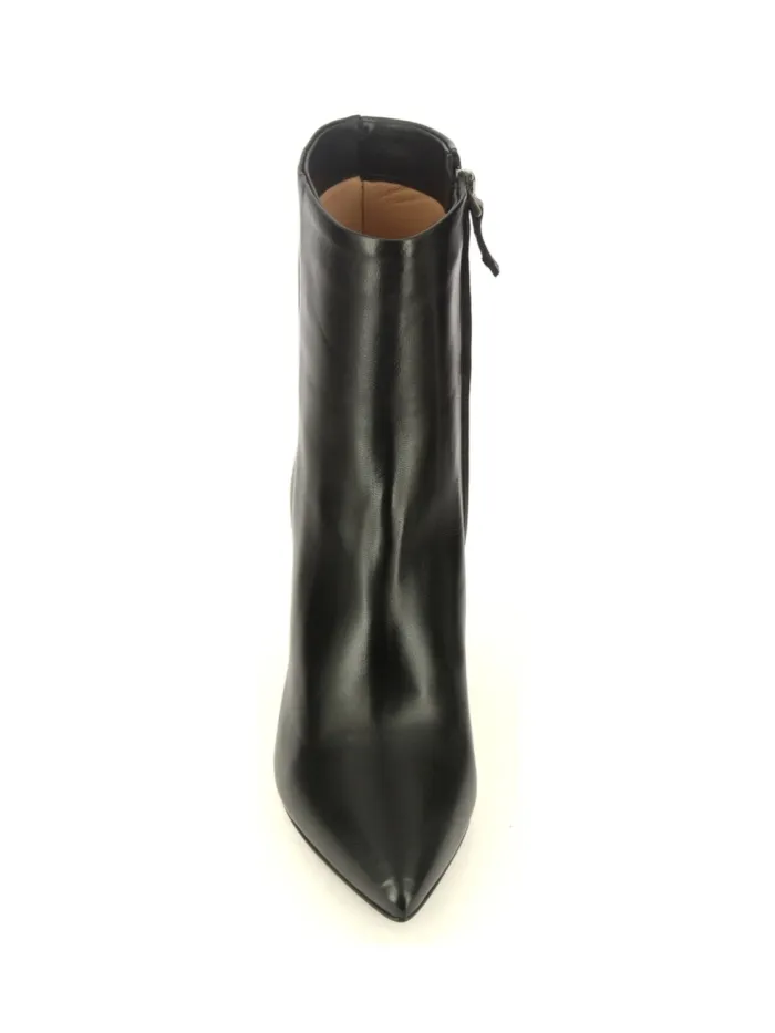 GR134 Schwarz