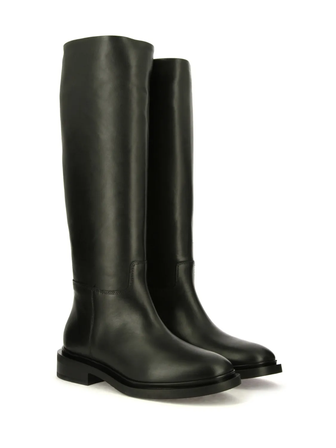 IV311 Schwarz