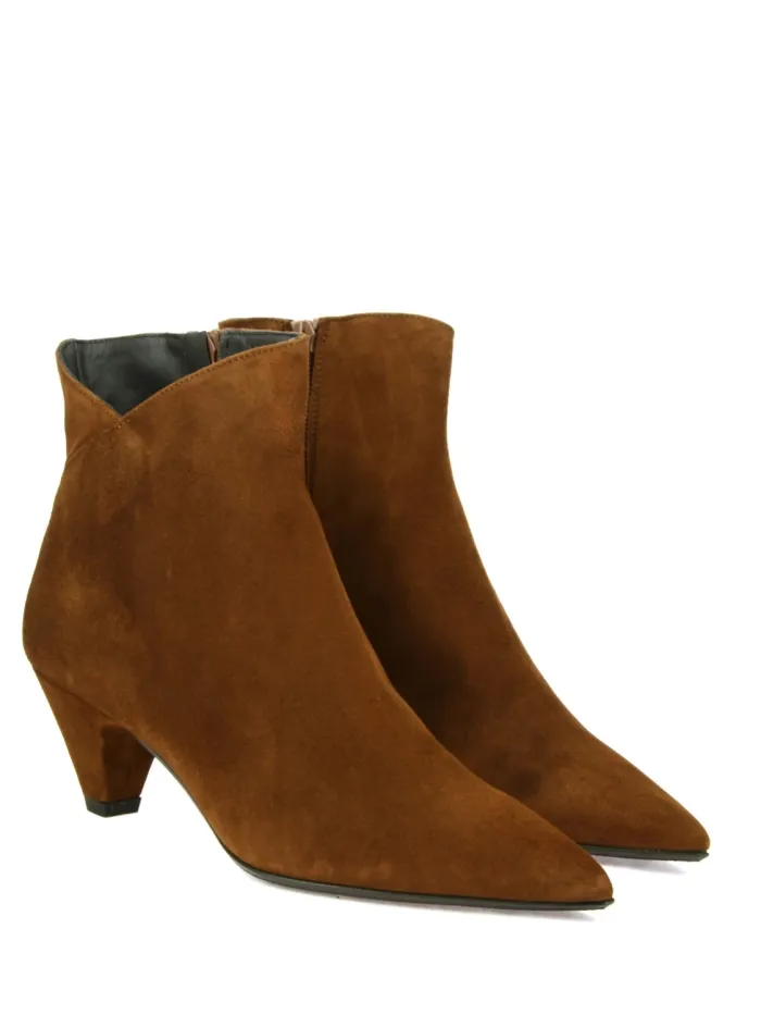 PI-826 Brown