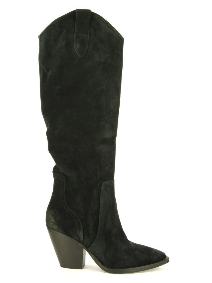 TX9 Black