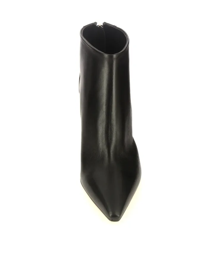 786 Schwarz
