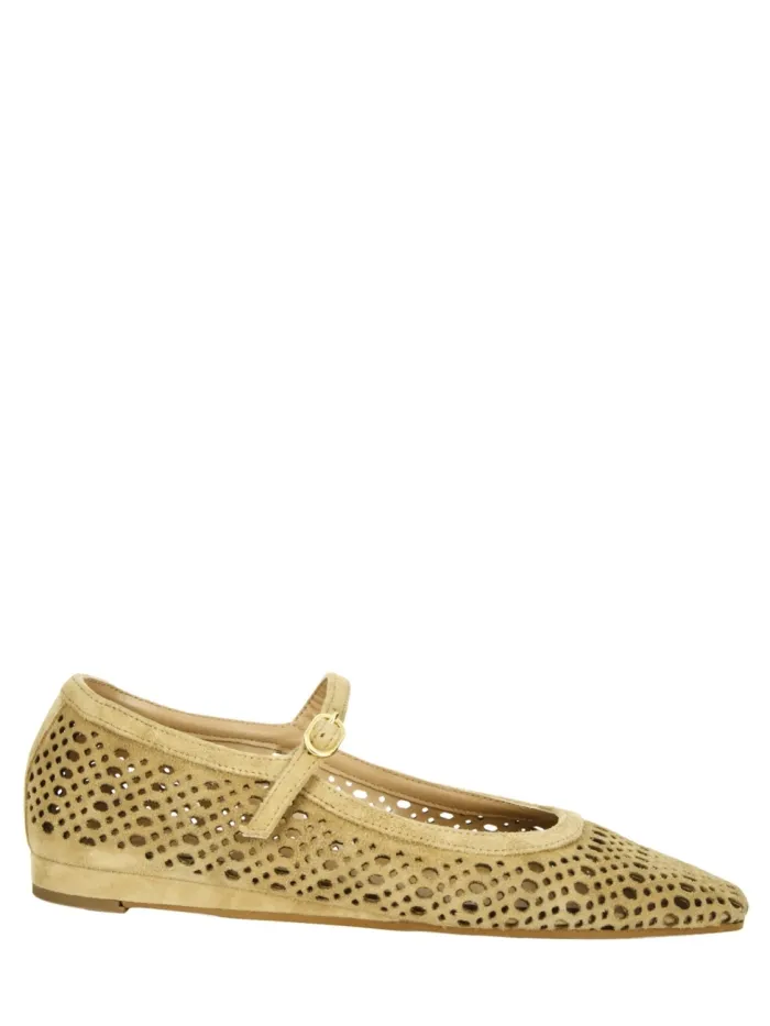 205 Camel