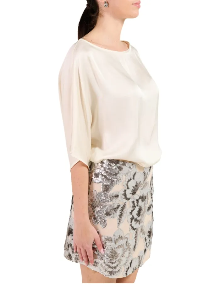 C044VU Blanc cassé