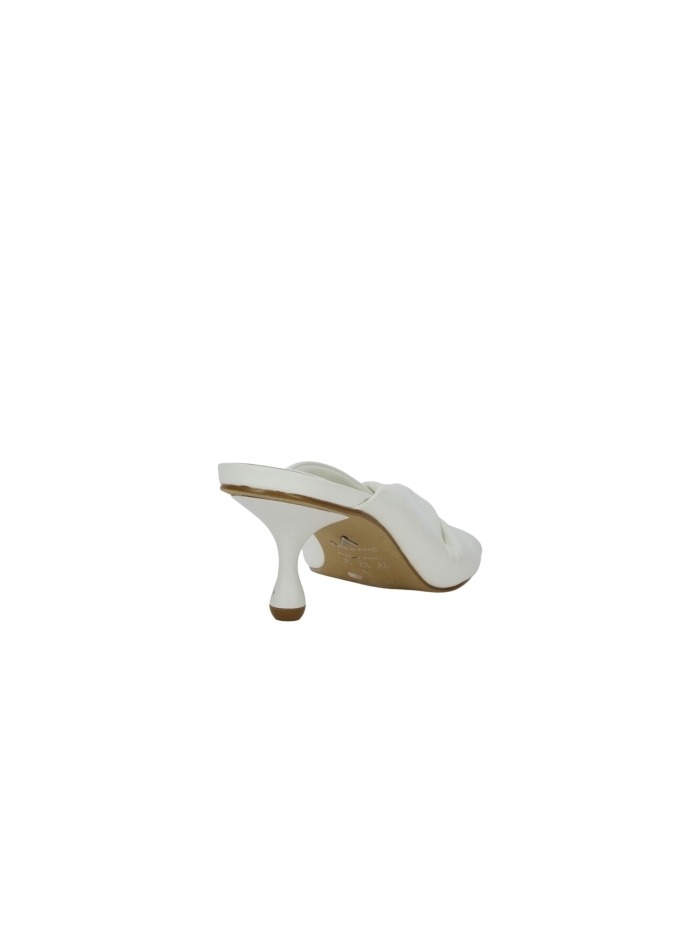 799006 WHITE