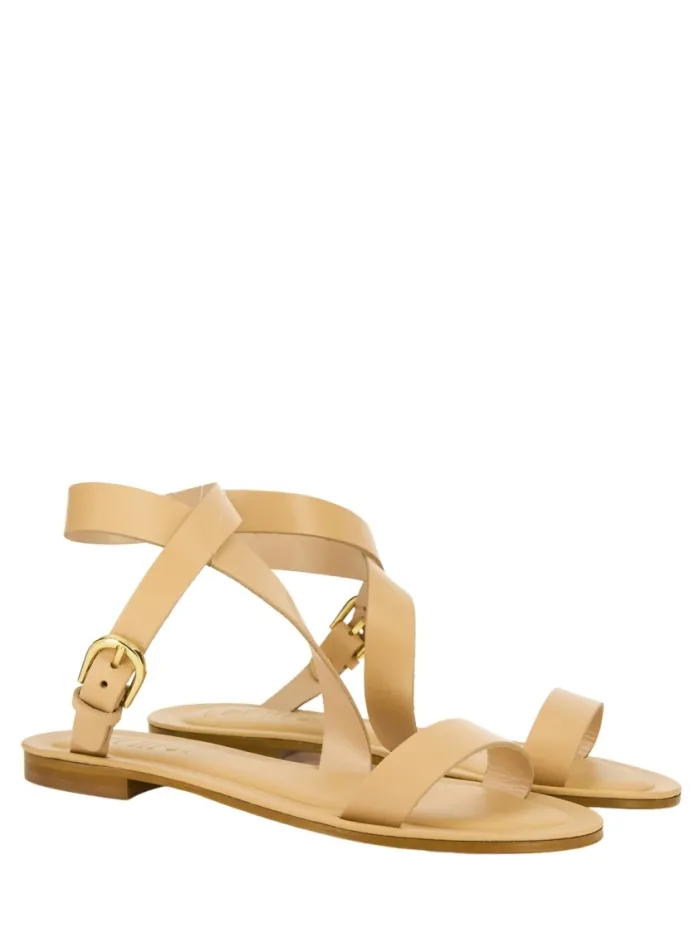 2886 Nude