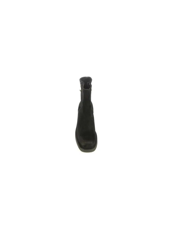 2831 Nero