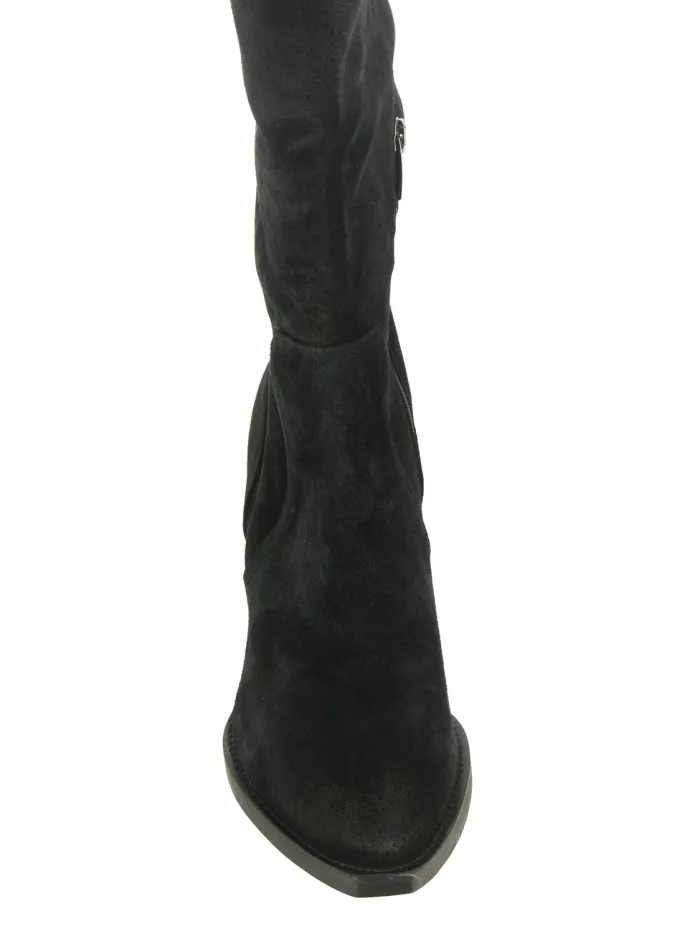 TX9 Black