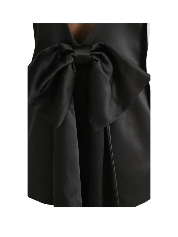 EFW250224 Nero