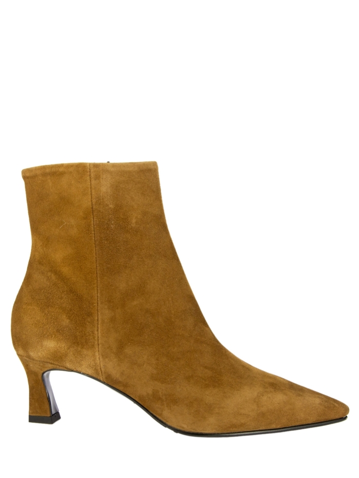 TAN/1651