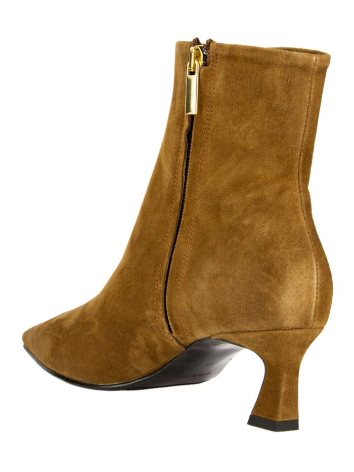 TAN/1651