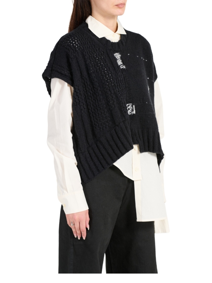 BLACK/5 5202