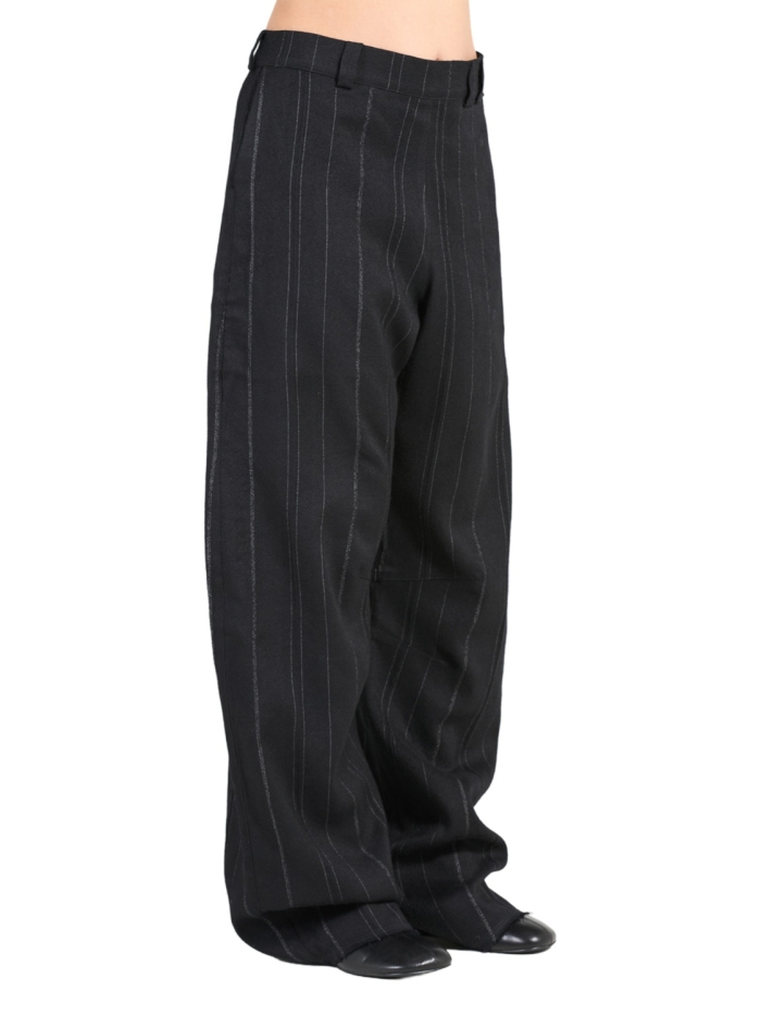 BLACK/15 823