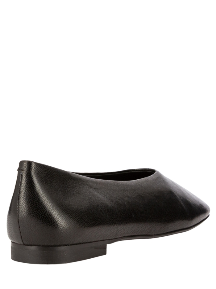 BLACK/PLAIN BALLET