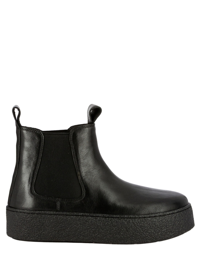 BLACK/ALPHA CHELSEA BOOT