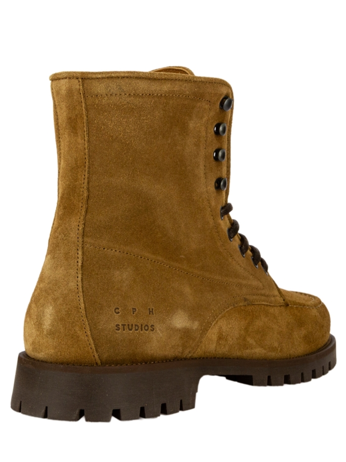 BROWN/697