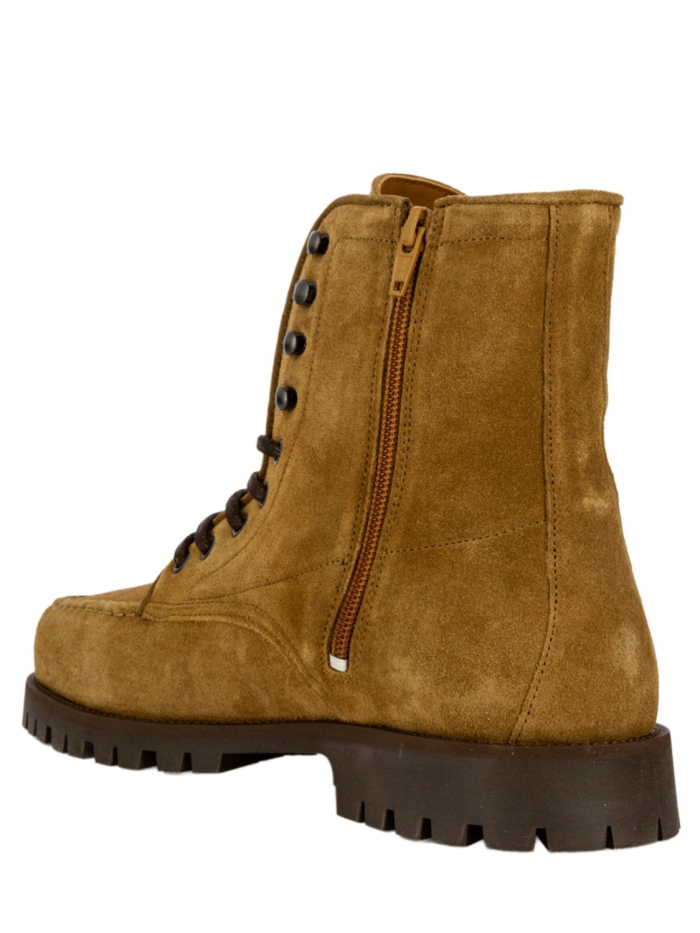 BROWN/697